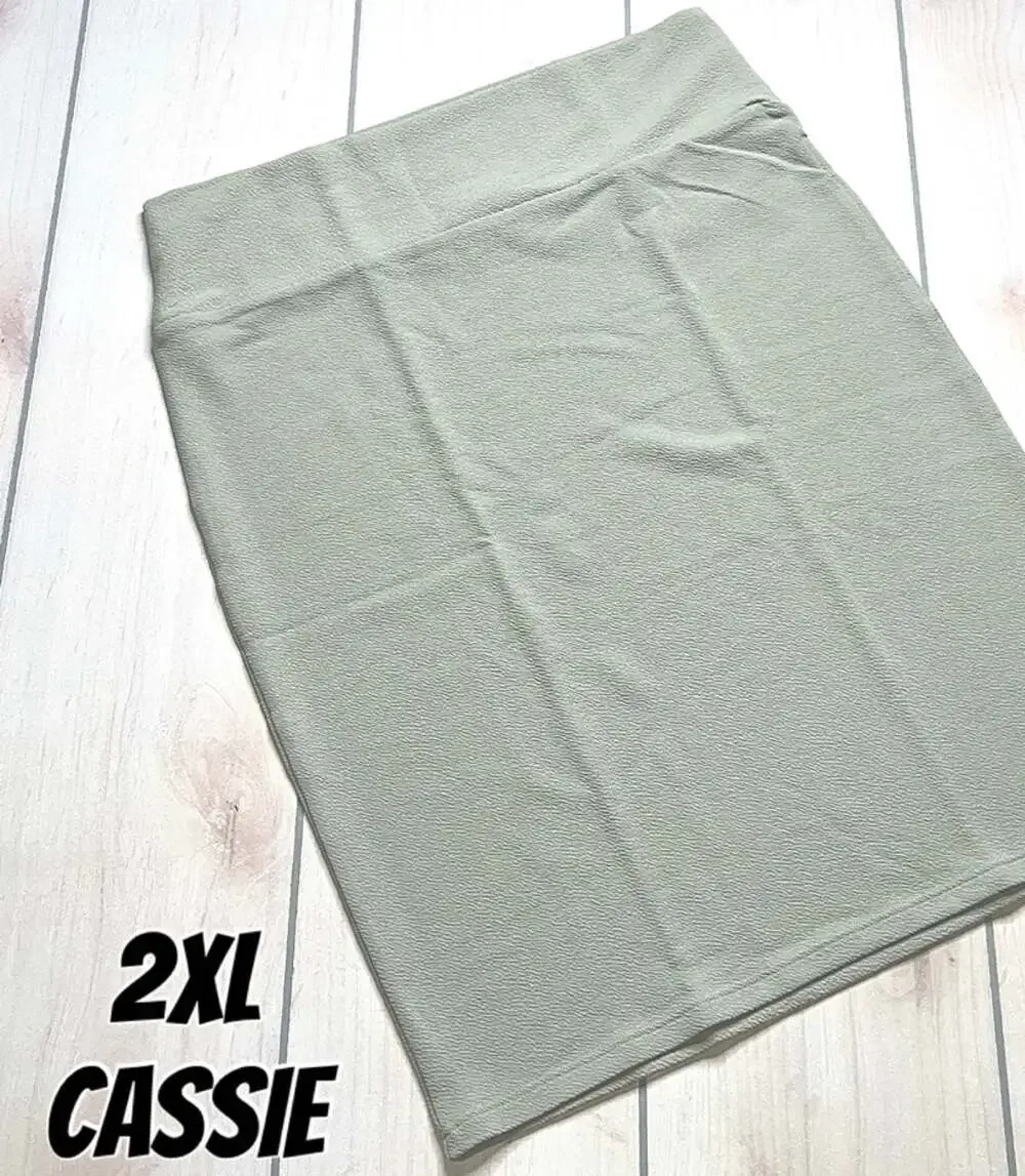 LuLaRoe Cassie Pencil Skirt Sage Green Size 2XL